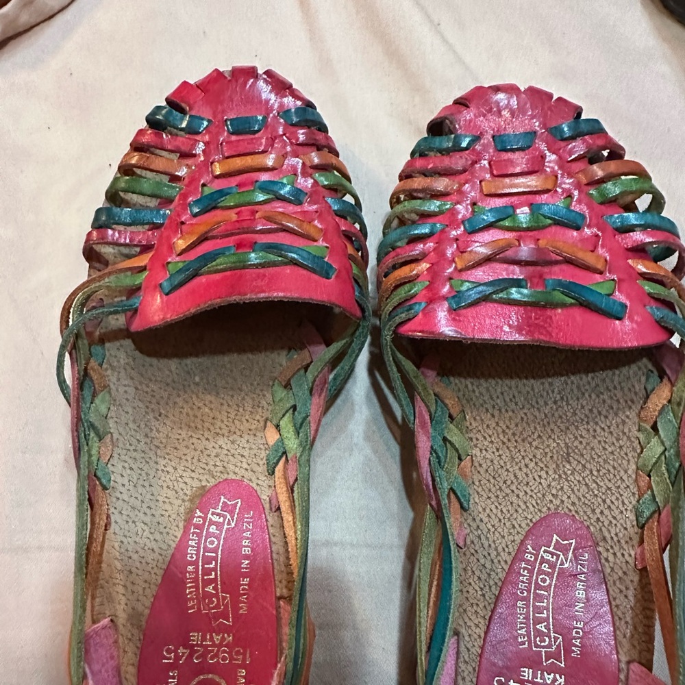 Hand woven flats